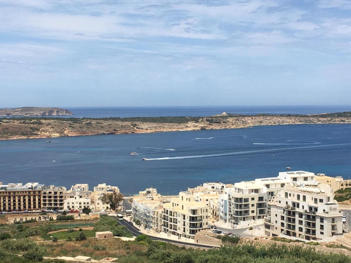 Penthouse "Maltese Scent" Lägenhet Mellieħa Exteriör bild